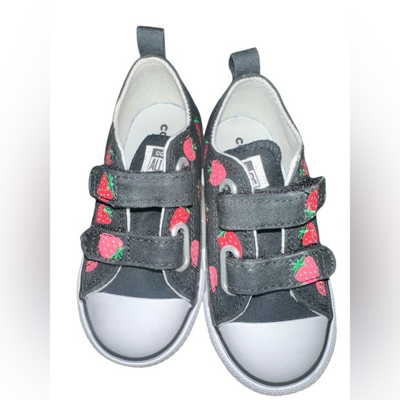 ⭐️Host Pick⭐️NWOT Kids' Chuck Taylor® All Star® 2V Oxford Sneaker. Toddler Sz. 7 - Picture 3 of 7